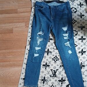 Women's Distressed Blue Jeans